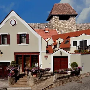 Frühstückspension Patria Panzio, Erlau