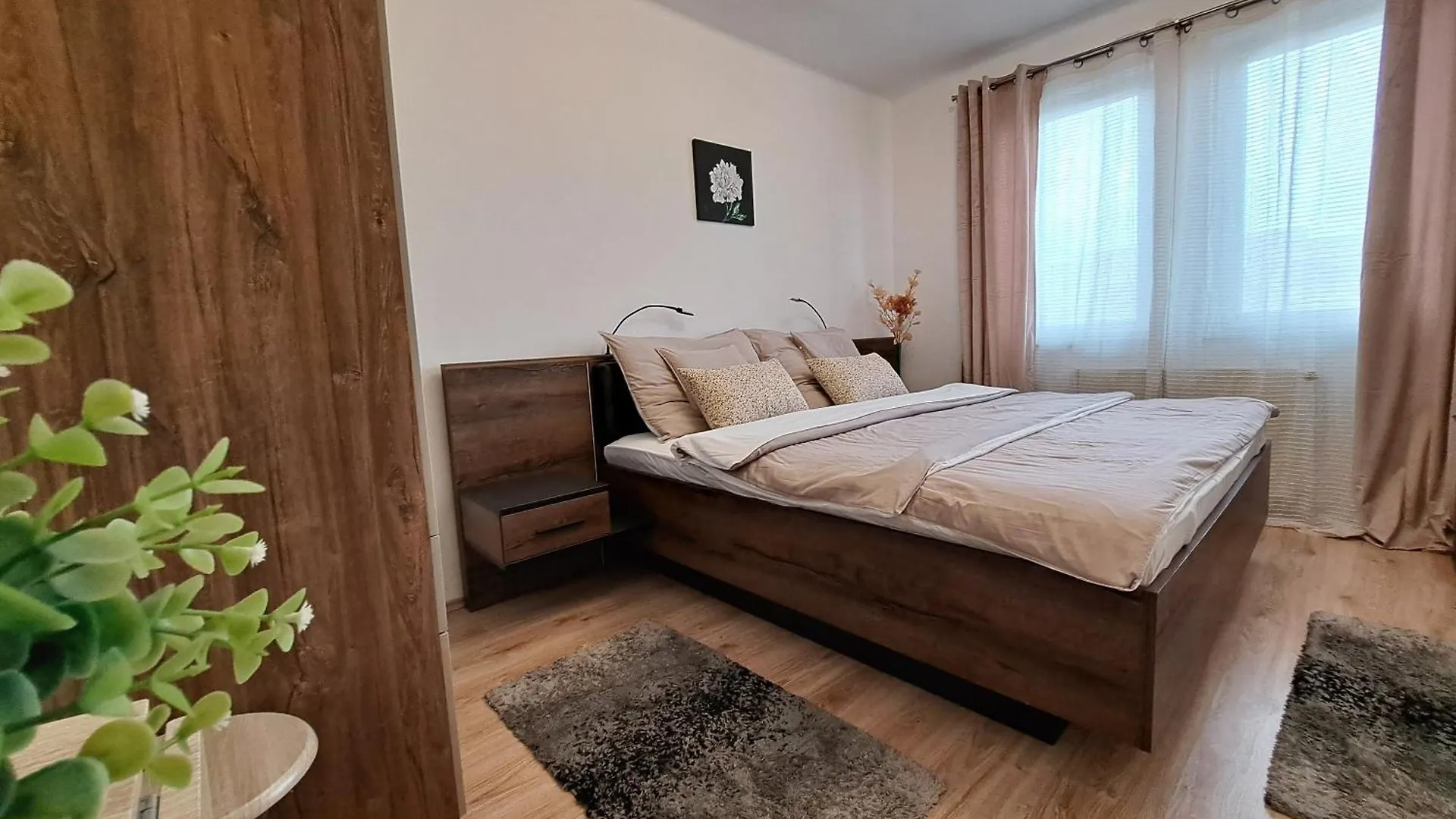 Orient Apartmanhaz Eger Apart-hotel
