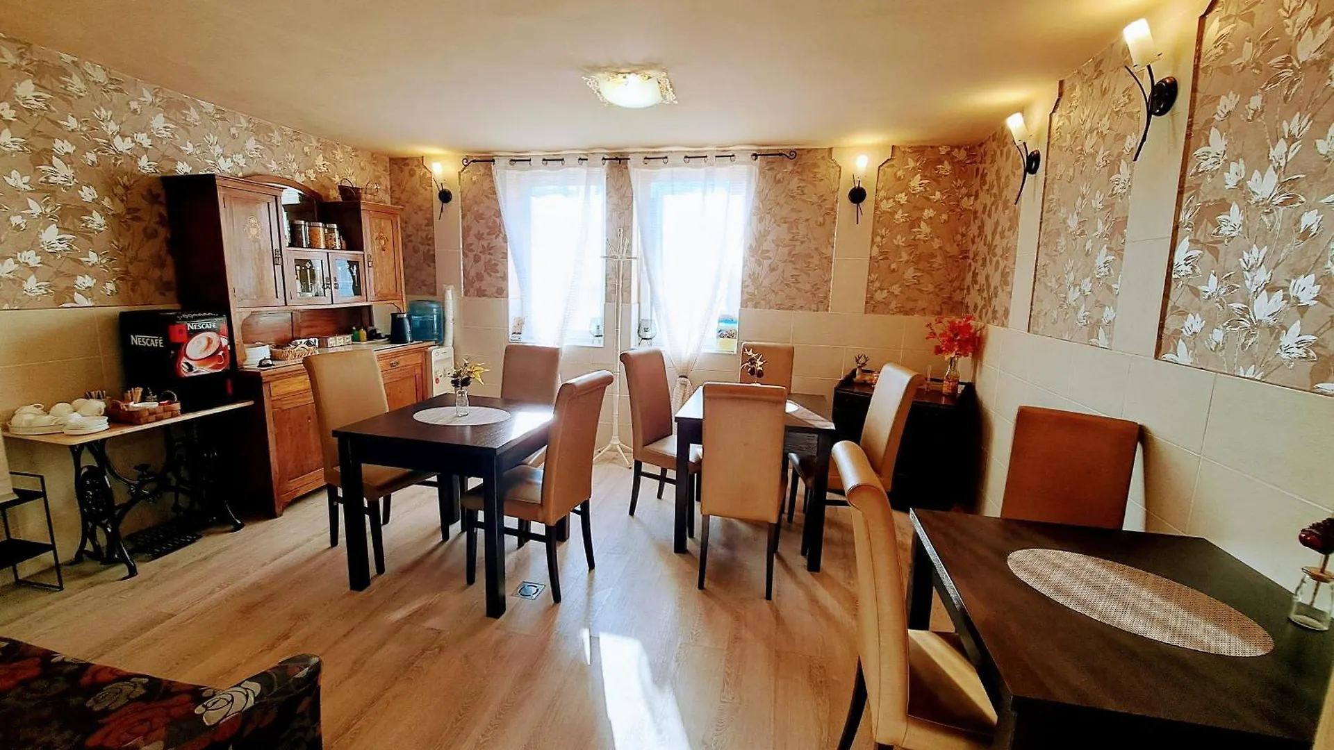 Orient Apartmanhaz Eger 3*,