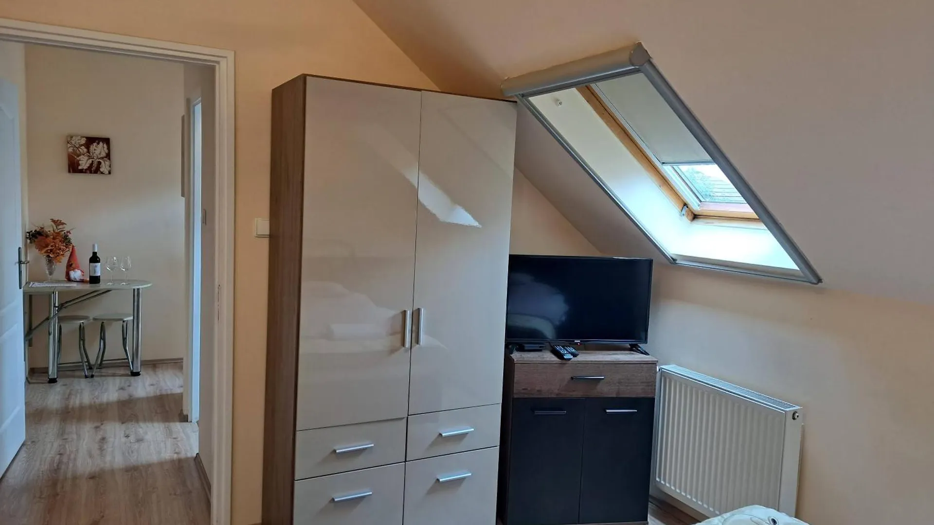 Orient Apartmanhaz Eger Apart-hotel