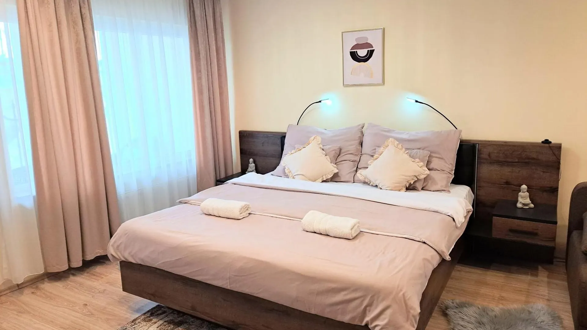 Orient Apartmanhaz Eger 3*,