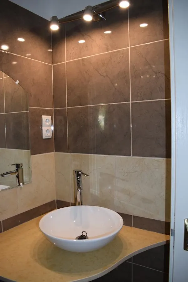 Orient Apartmanhaz Eger Hungria